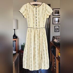 Mode O'Day Vintage 40s 50s Floral Print Day Dress